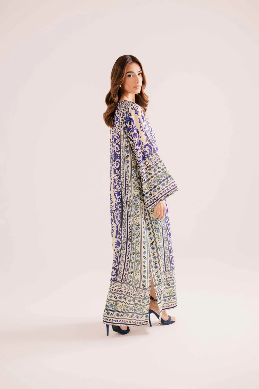 HANIA 002